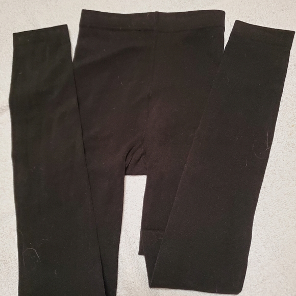 2 pr. Red & Black Footless tights/leggings - Picture 4 of 7